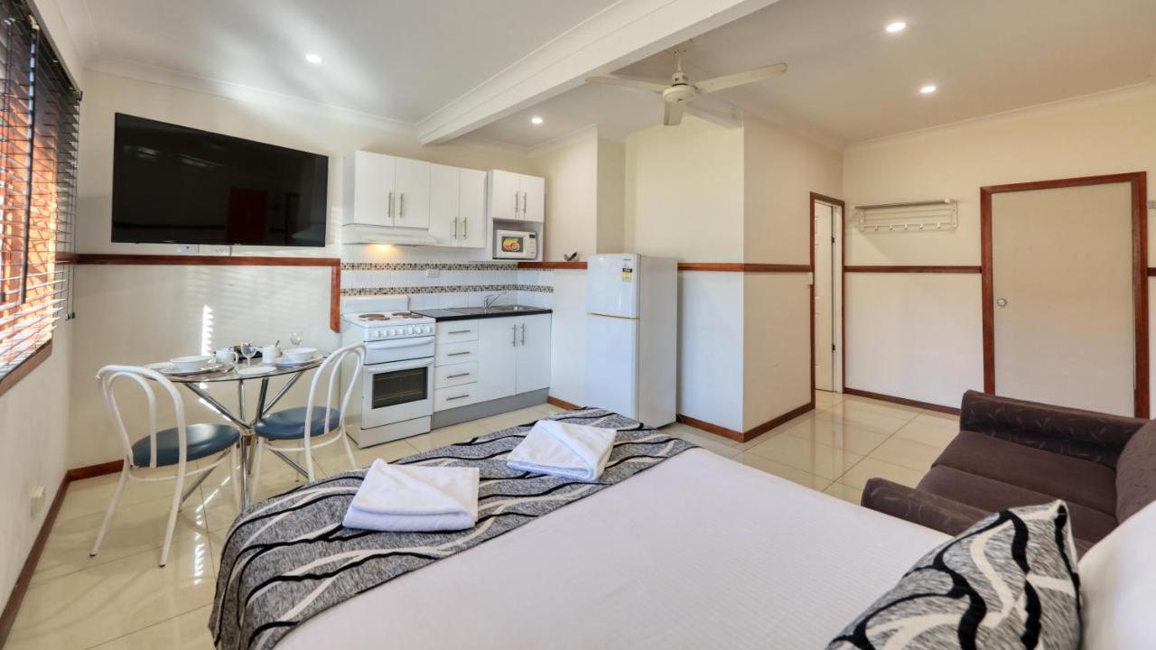 Across Country Motor Inn 达博 外观 照片