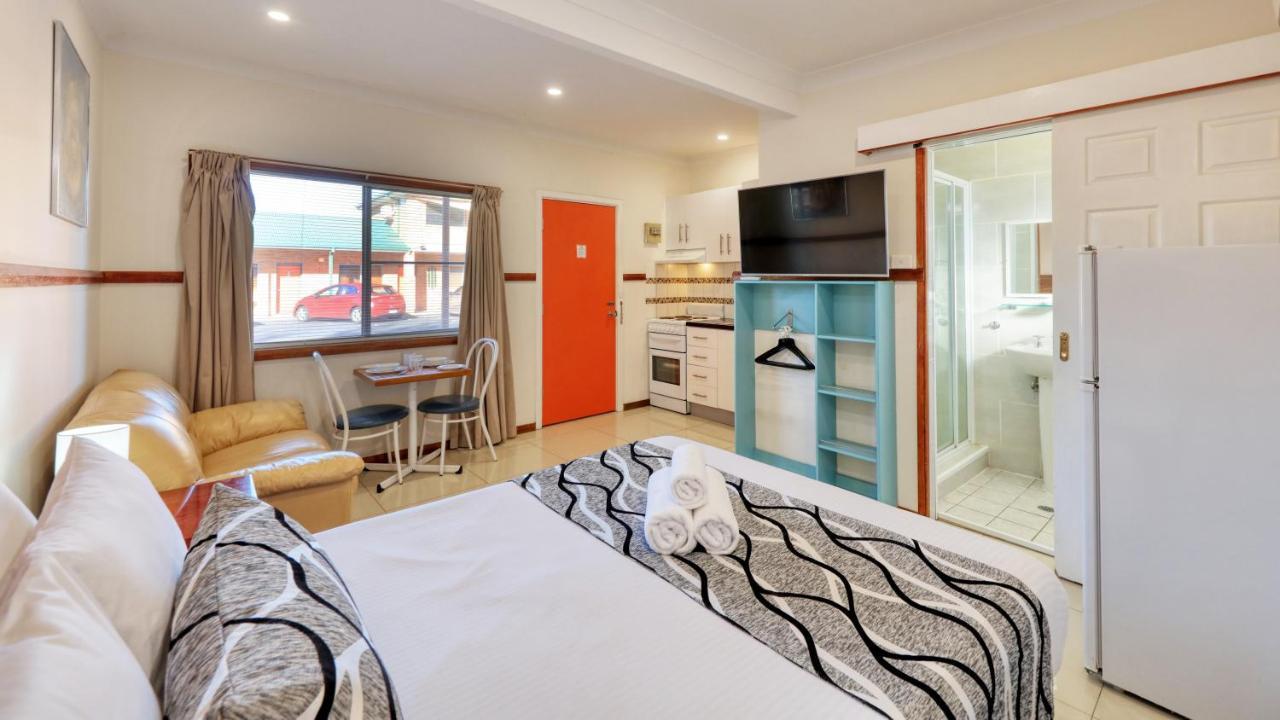 Across Country Motor Inn 达博 外观 照片