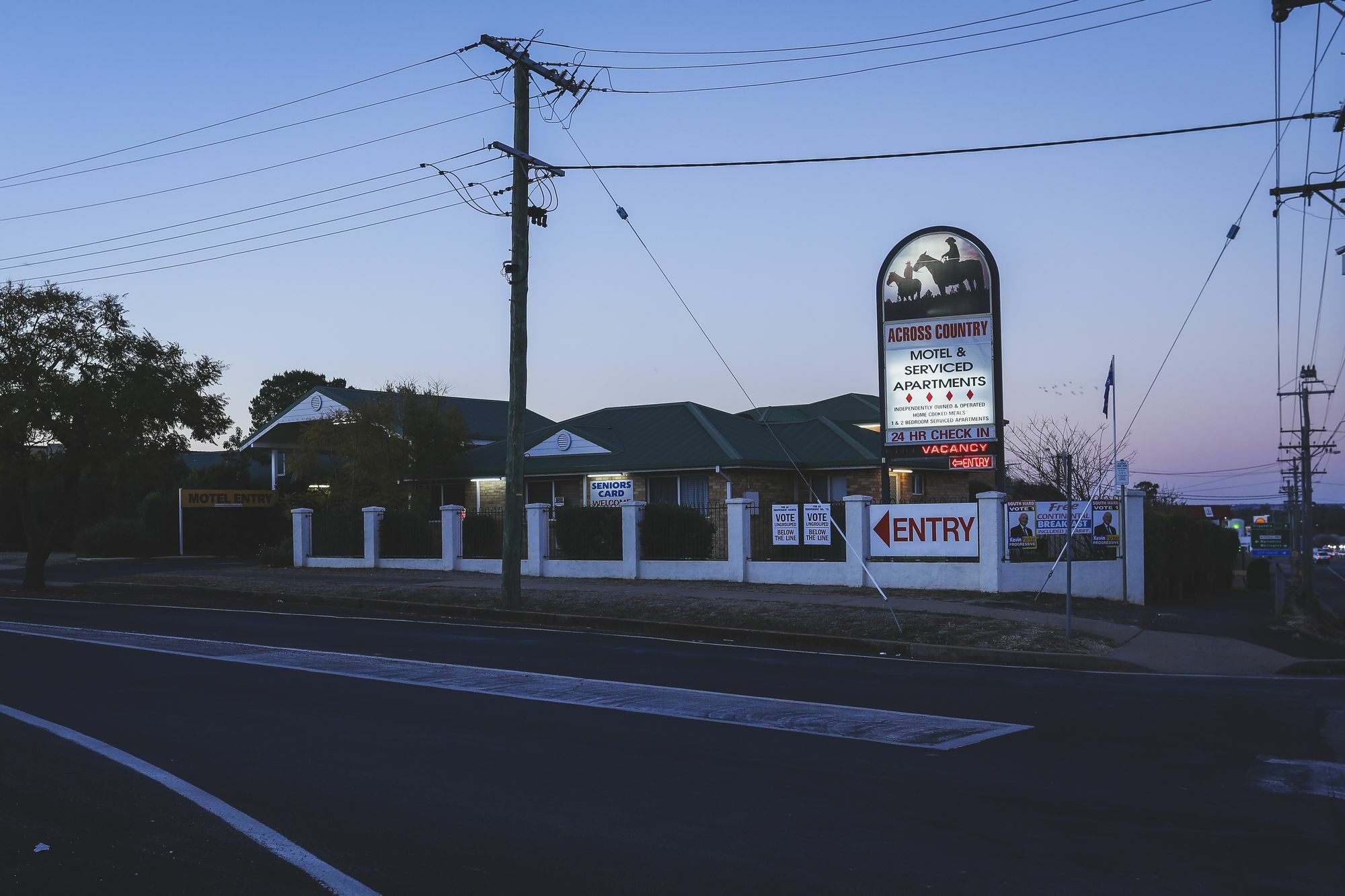 Across Country Motor Inn 达博 外观 照片